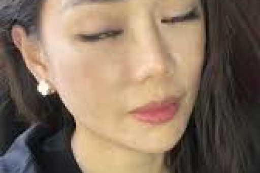 黄一鸣直播带娃被扒欠款55万、限高！王思聪不回应真不是没理由