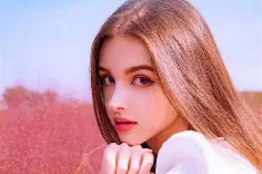 半个娱乐圈公认的渣女张歆艺公开diss她现如今名声烂大街