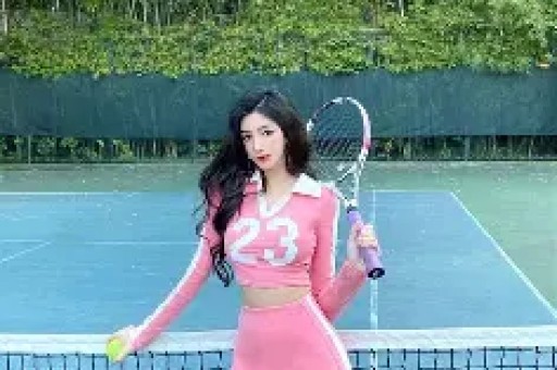 曾经的娱乐圈第一美人出道24年劈腿14名男星被骂公交车如今她怎么样了？
